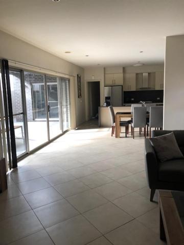 Central Executive 3Br Townhouse 50M To Dean Street Albury Exterior photo